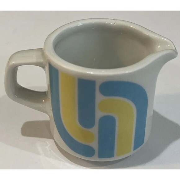 Vintage Bauscher Weiden Bavaria Germany Miniature Creamer Pitcher Mod Design - Picture 1 of 7